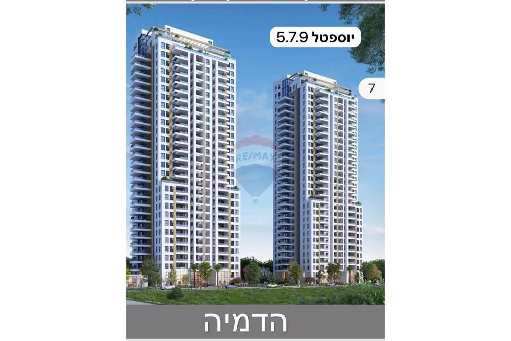 Apartment for Sale in Kiryat Yam - Image 2