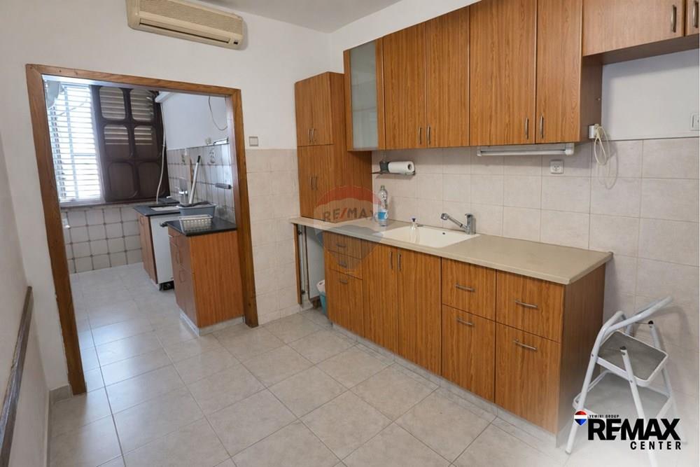 Apartment for Sale in Rishon LeZion - Image 3