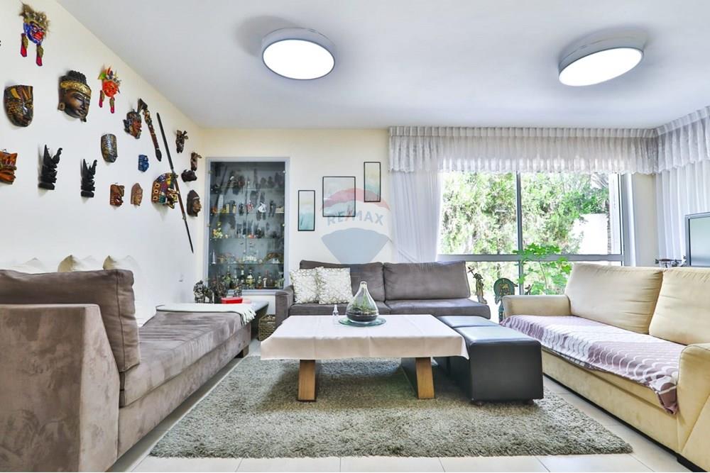 House for Sale in Rishon LeZion - Image 7
