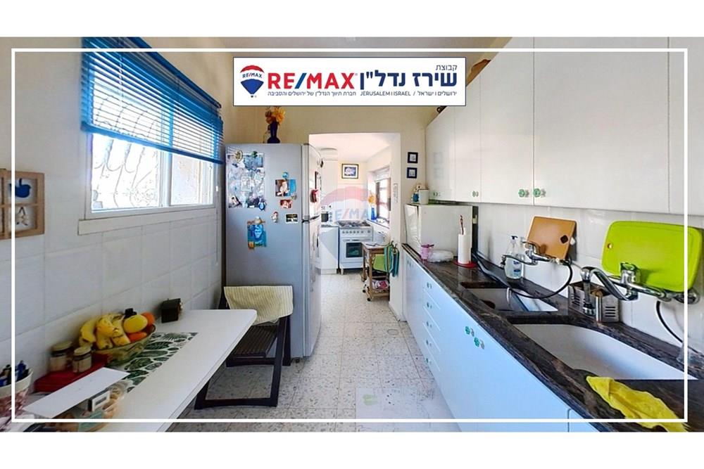 Apartment for Sale in Jerusalem - Image 6