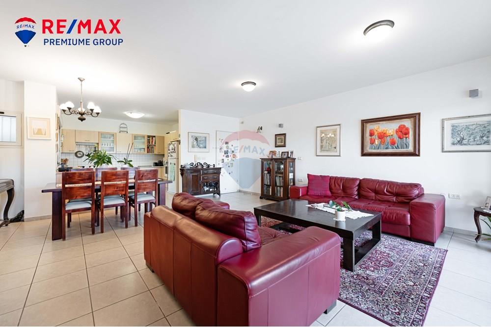 Apartment for Sale in שוהם - Image 6