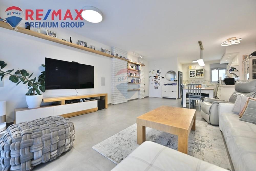 Apartment for Sale in שוהם - Image 4