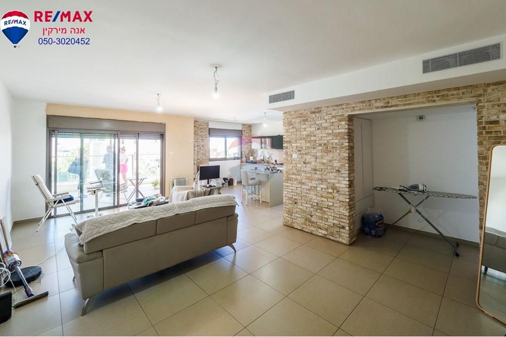 Apartment for Sale in Nahariya - Image 6