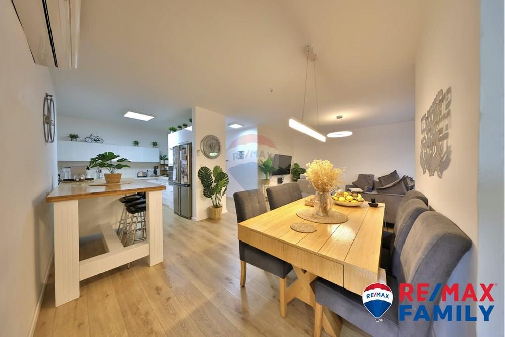 Apartment for Sale in קרית אתא - Image 5