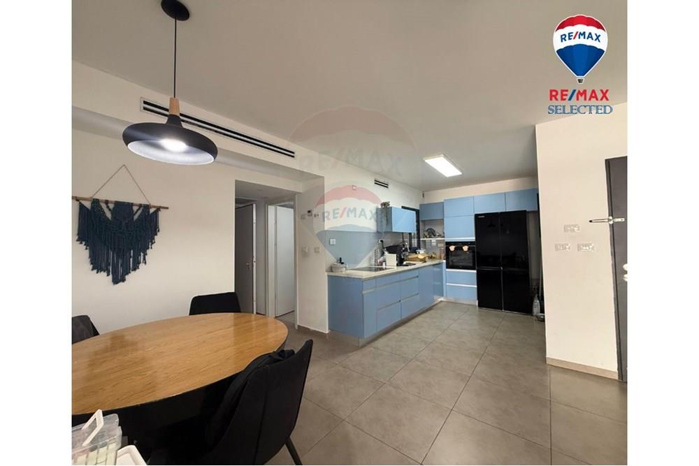 Apartment for Sale in Haifa - Image 6