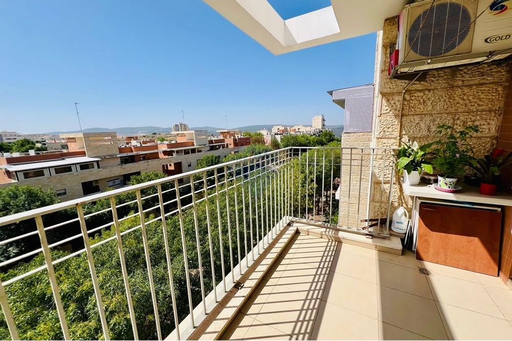 Apartment for Sale in Karmiel - Image 5
