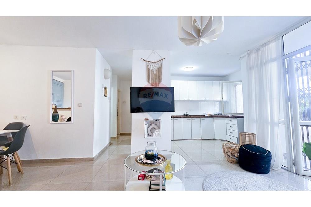 Apartment for Sale in Ashdod - Image 3
