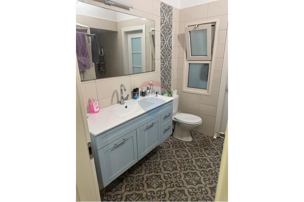 Apartment for Sale in Petah Tikva - Image 2