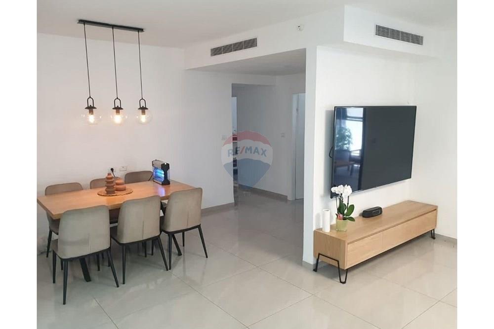 Apartment for Sale in Nahariya - Image 4