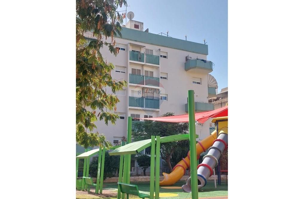 Apartment for Sale in Afula - Image 3