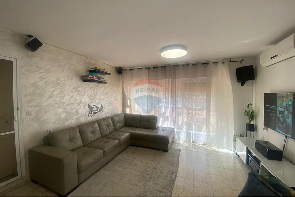 Apartment for Sale in Karmiel - Image 1