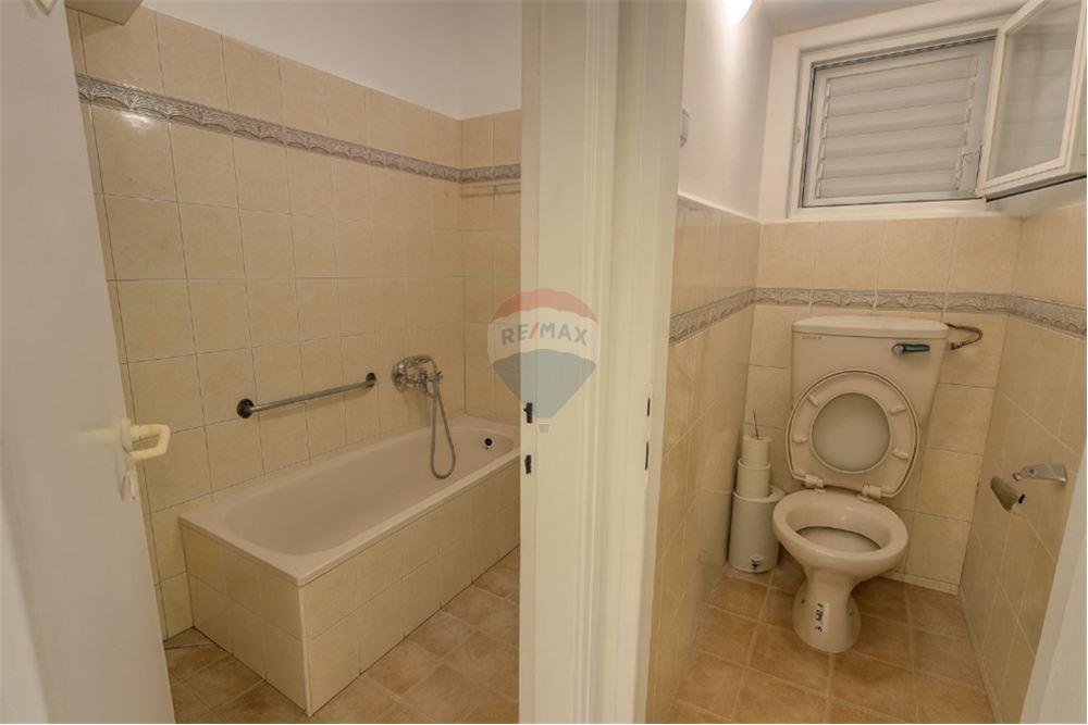 Apartment for Sale in Tel Aviv - Image 7
