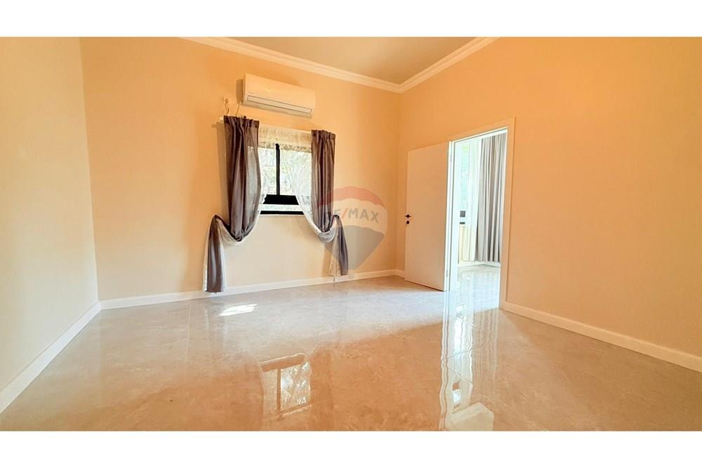 Apartment for Sale in Haifa - Image 4