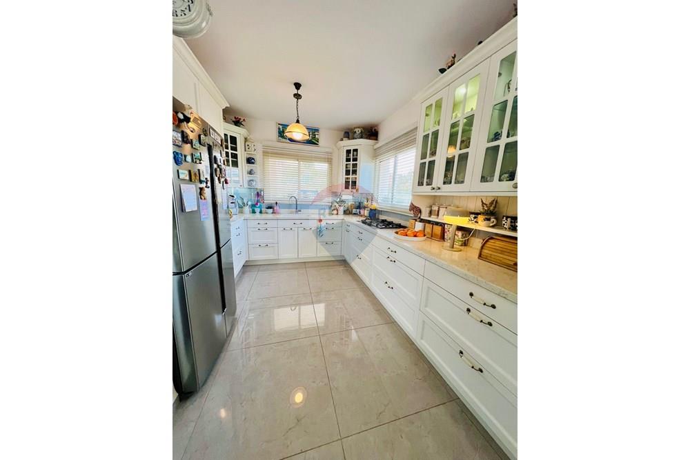 Apartment for Sale in Karmiel - Image 4