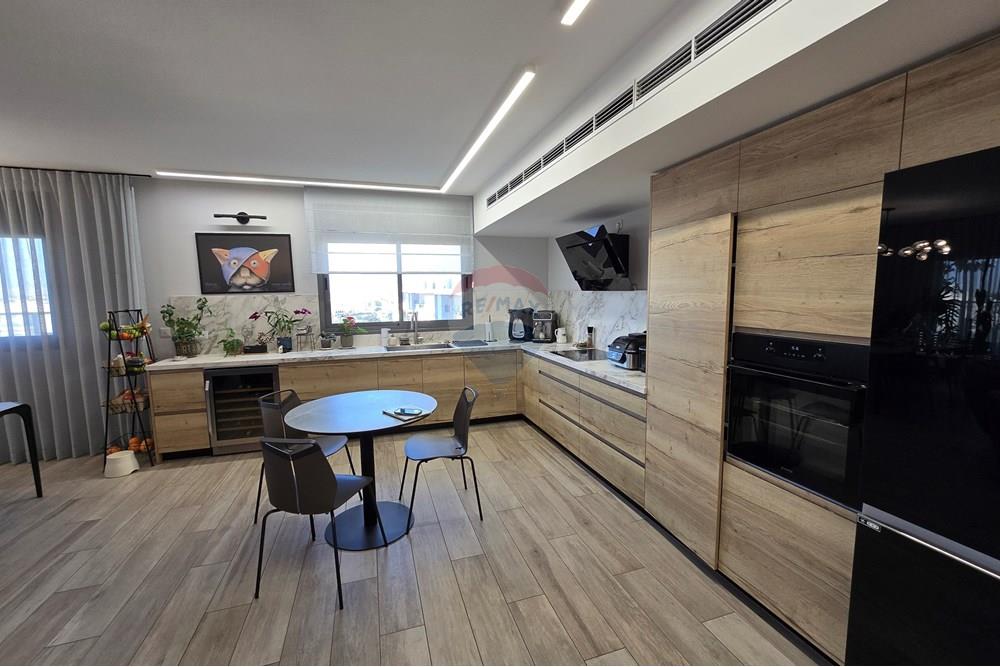 Apartment for Sale in Modi'in - Image 3