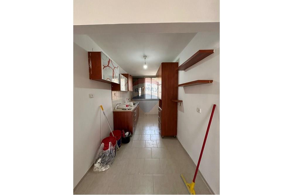 Apartment for Sale in Kiryat Yam - Image 4