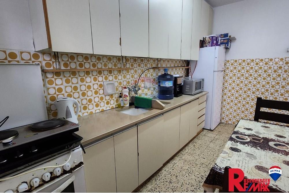 Apartment for Sale in Rishon LeZion - Image 4