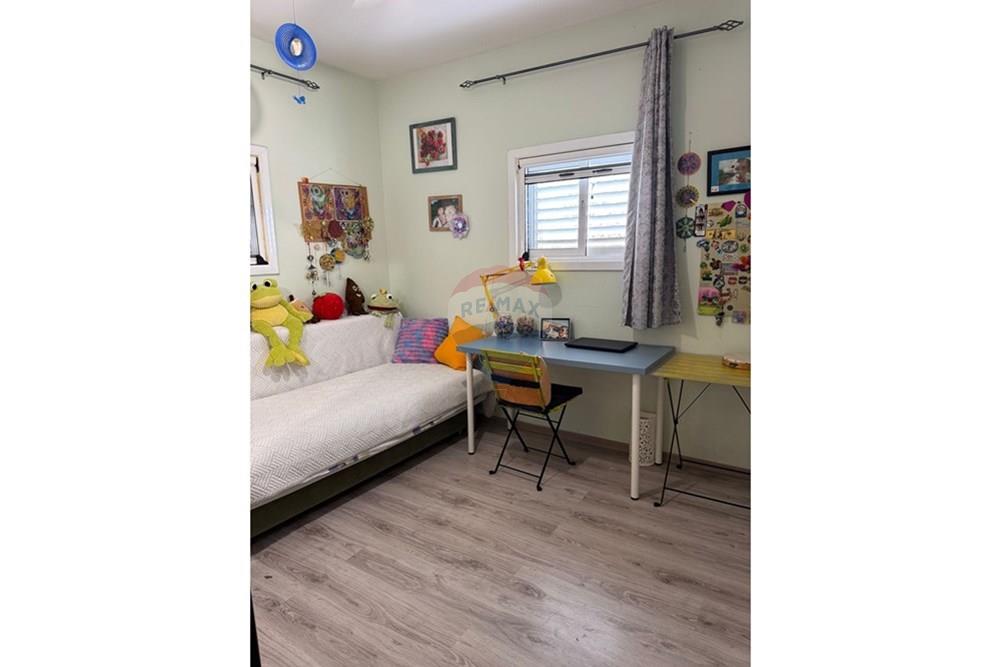 Apartment for Sale in Rishon LeZion - Image 2