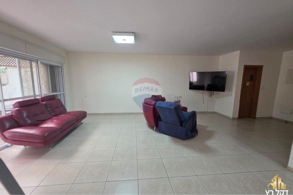 Apartment for Sale in Acre - Image 6