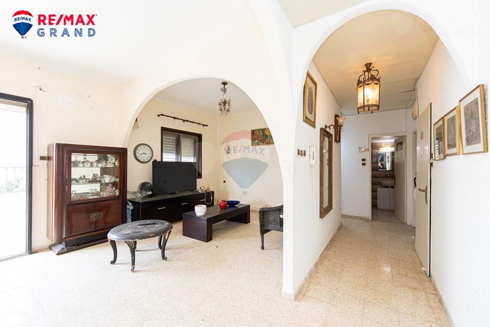 Apartment for Sale in Haifa - Image 4