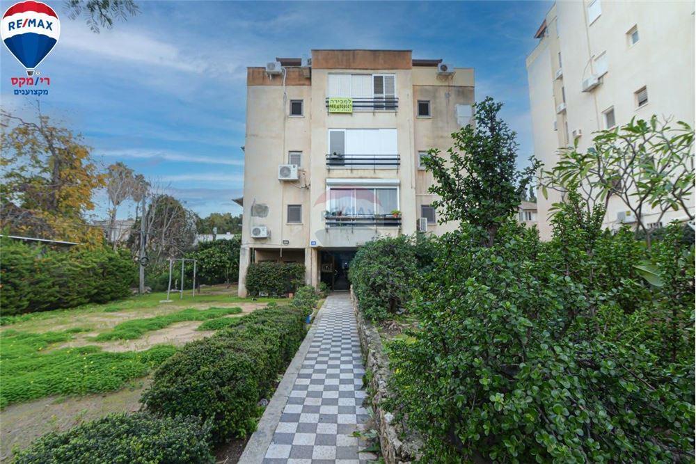 Apartment for Sale in Hadera - Image 7