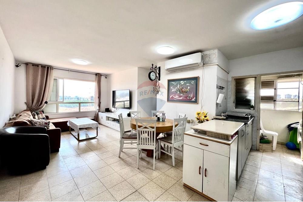 Apartment for Sale in Netanya - Image 1