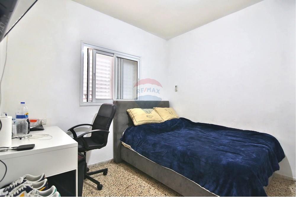 Apartment for Sale in קרית מוצקין - Image 5