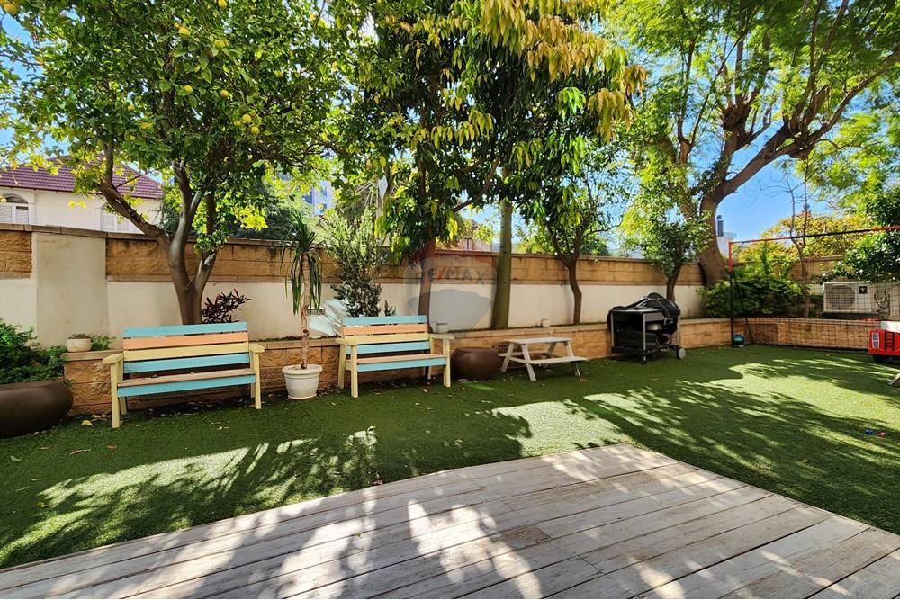 Apartment for Sale in Herzliya - Image 1