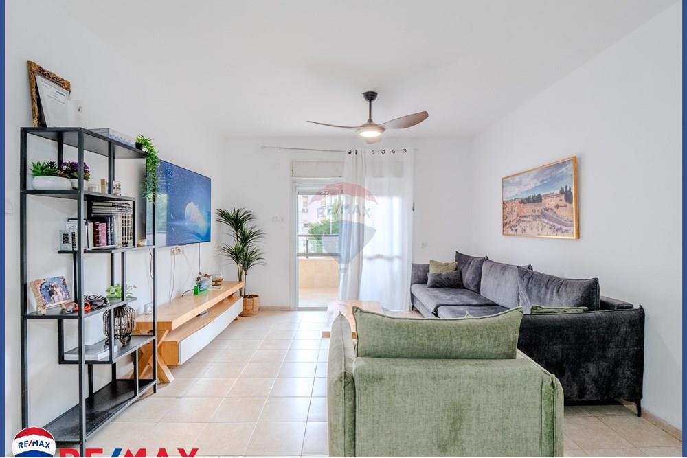 Apartment for Sale in Afula - Image 2