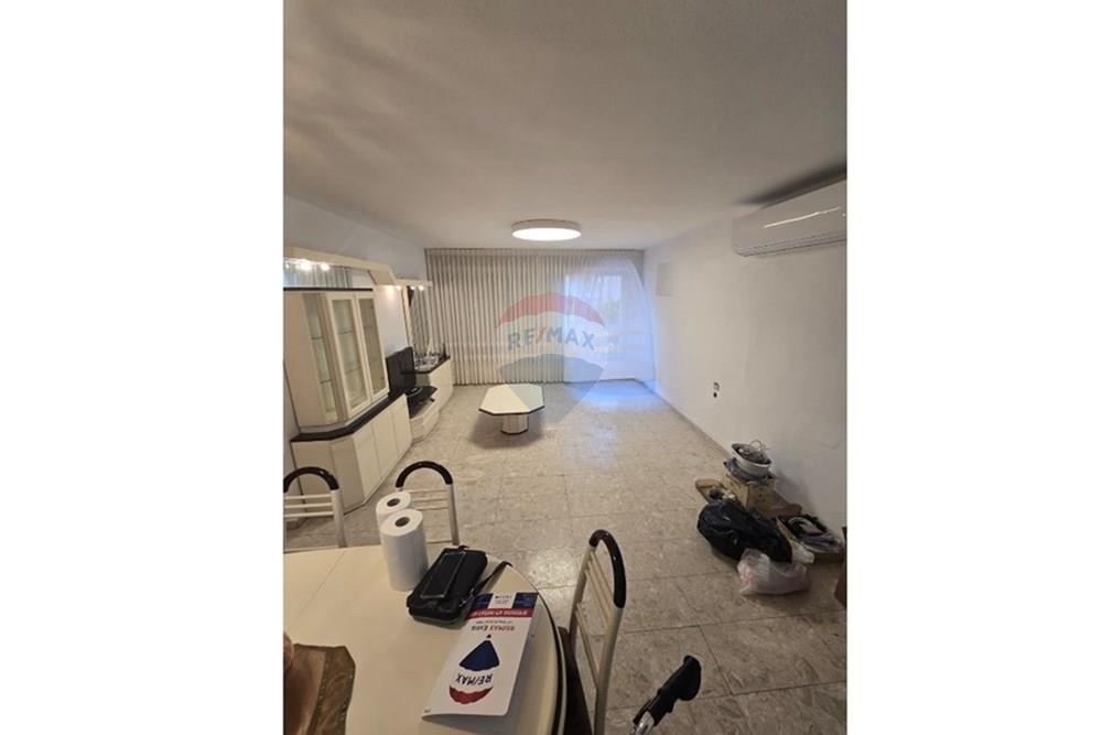 Apartment for Sale in Holon - Image 3