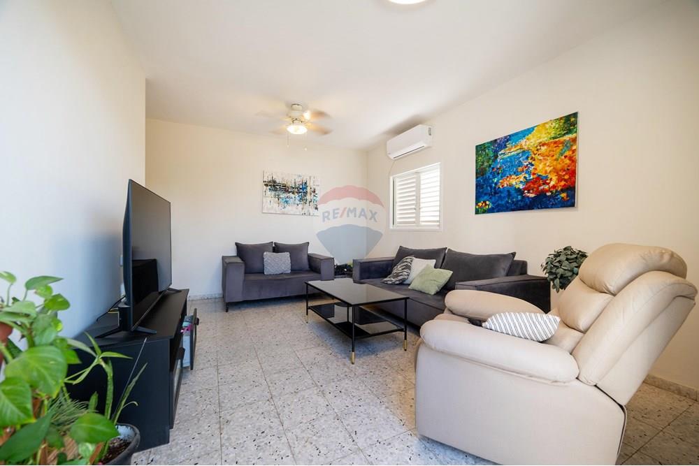 Apartment for Sale in Petah Tikva - Image 3