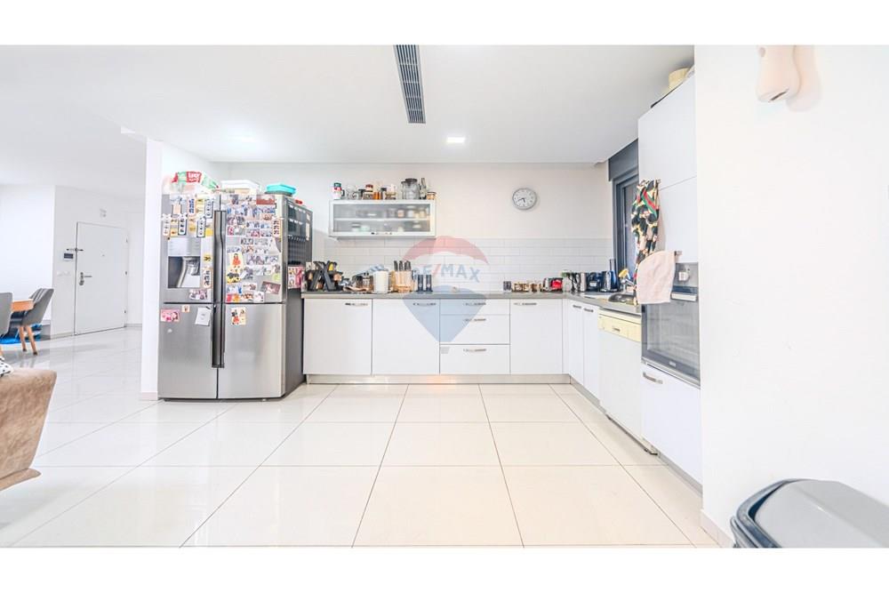 Apartment for Sale in Ashkelon - Image 7