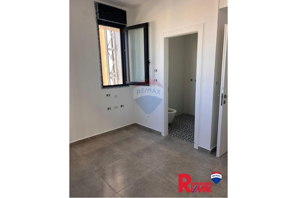 Apartment for Sale in Bat Yam - Image 4
