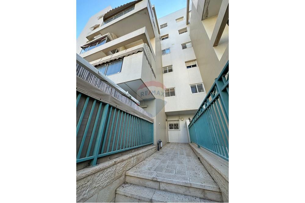 Apartment for Sale in Beer Sheva - Image 4