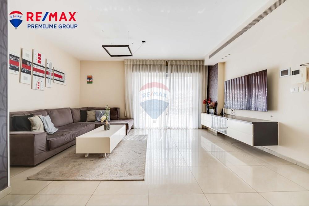 Apartment for Sale in שוהם - Image 4