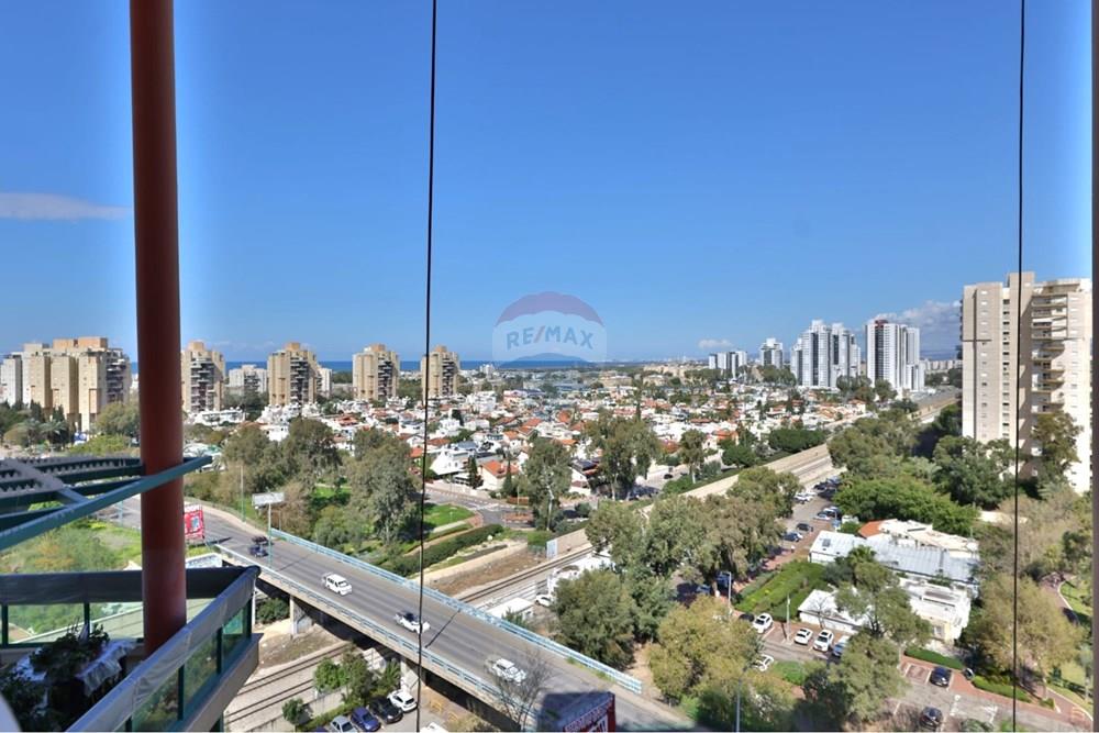 Apartment for Sale in קרית מוצקין - Image 7