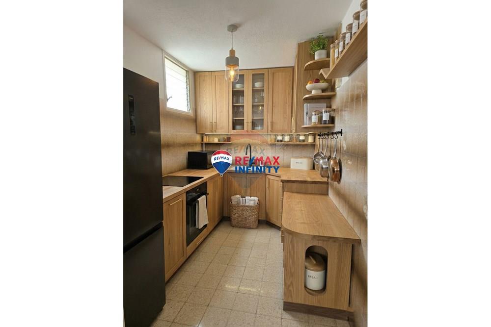 Apartment for Sale in Petah Tikva - Image 7