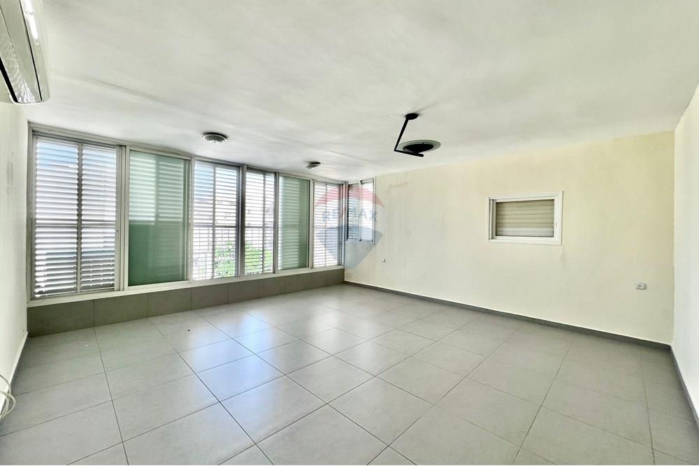 Apartment for Sale in Netanya - Image 1