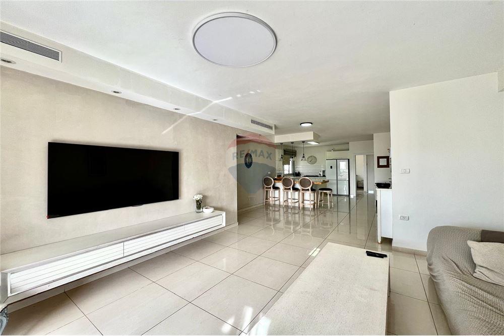 Apartment for Sale in Netanya - Image 6