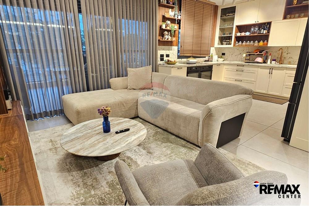 Apartment for Sale in Holon - Image 4