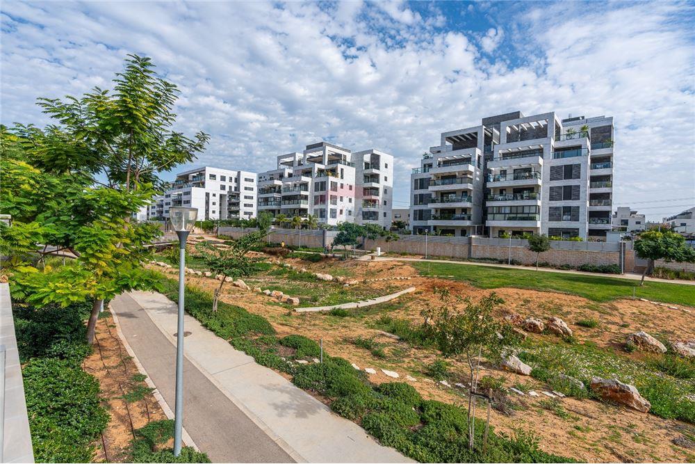 Apartment for Sale in אור עקיבא - Image 4