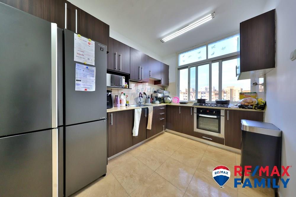 Apartment for Sale in Kiryat Yam - Image 1