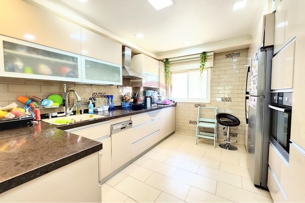 Apartment for Sale in מעלות - Image 3