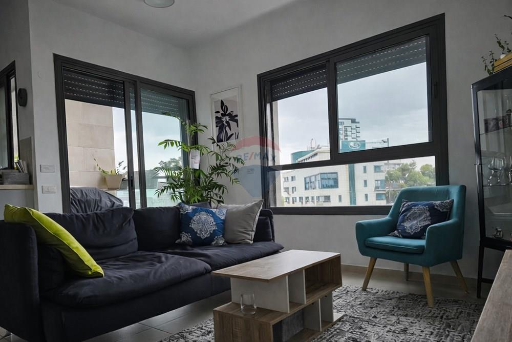 Apartment for Sale in Ramat Gan - Image 4