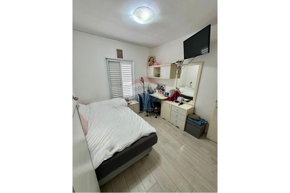 Apartment for Sale in Tel Aviv - Image 7
