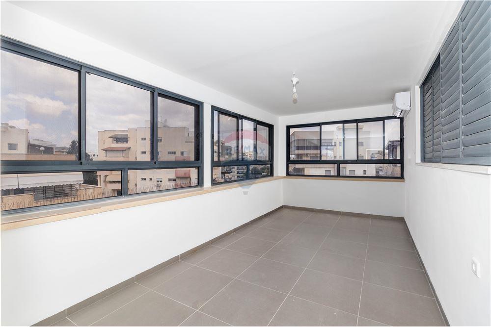 Apartment for Sale in Afula - Image 3