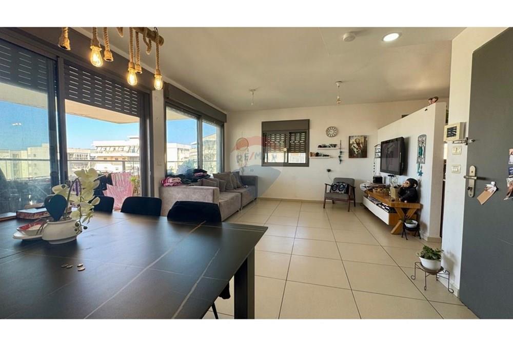 Apartment for Sale in Afula - Image 2