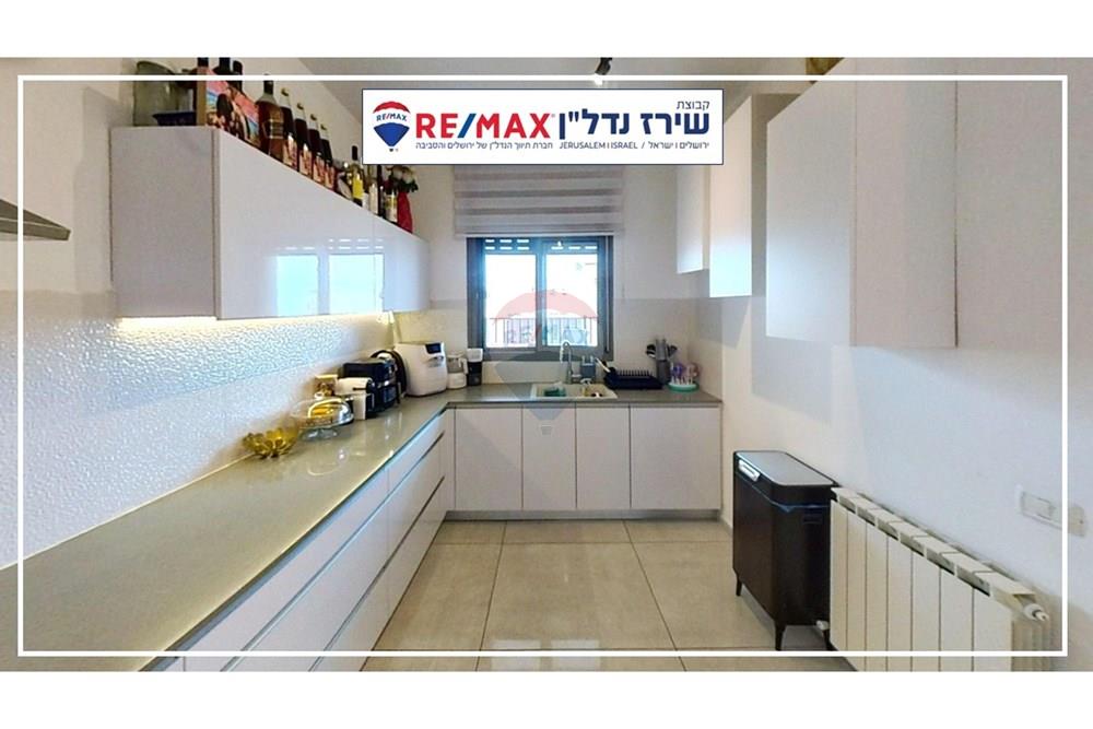 Apartment for Sale in Jerusalem - Image 6