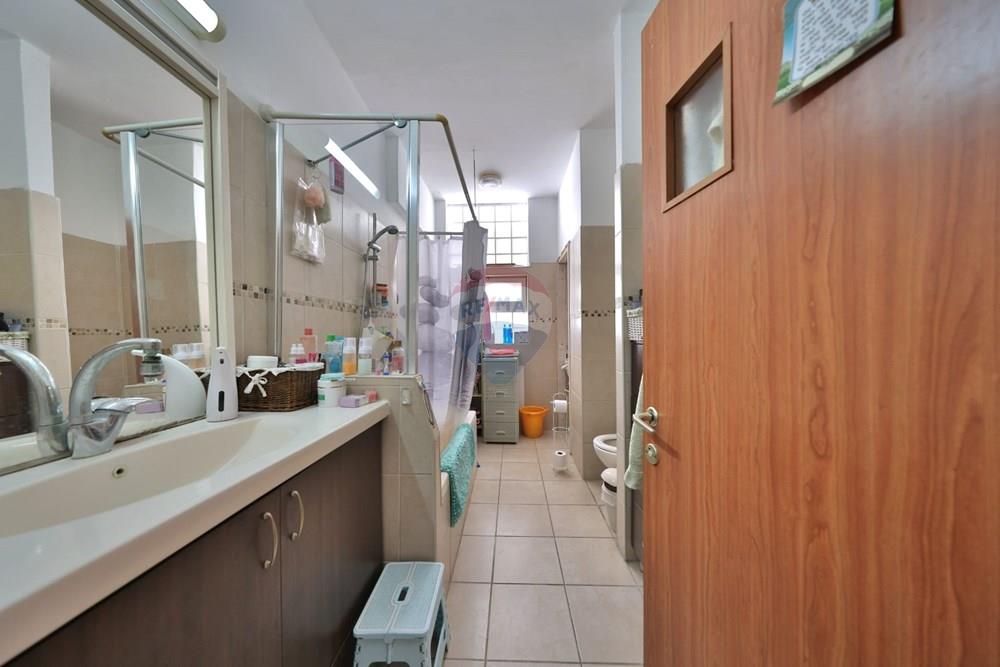 Apartment for Sale in קרית חיים - Image 3