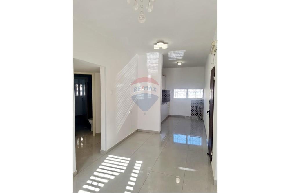 Apartment for Sale in Lod - Image 4